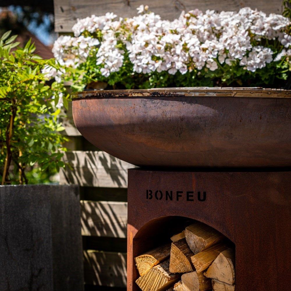 Luxury Outdoor Plancha Cooking Station with Wood Storage – Black or Corten Steel Finish