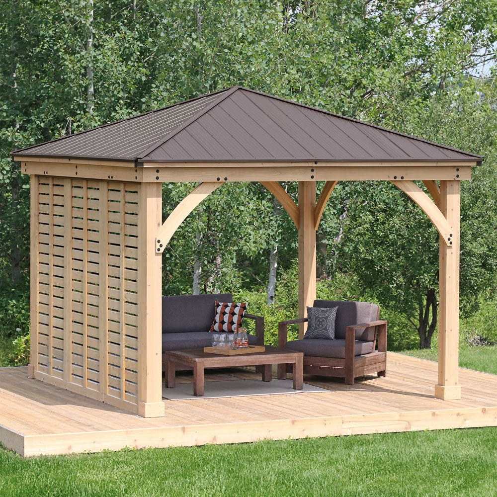 Cedar Wood Gazebo with Single Privacy Wall – 10ft x 10ft Luxury Outdoor Shelter