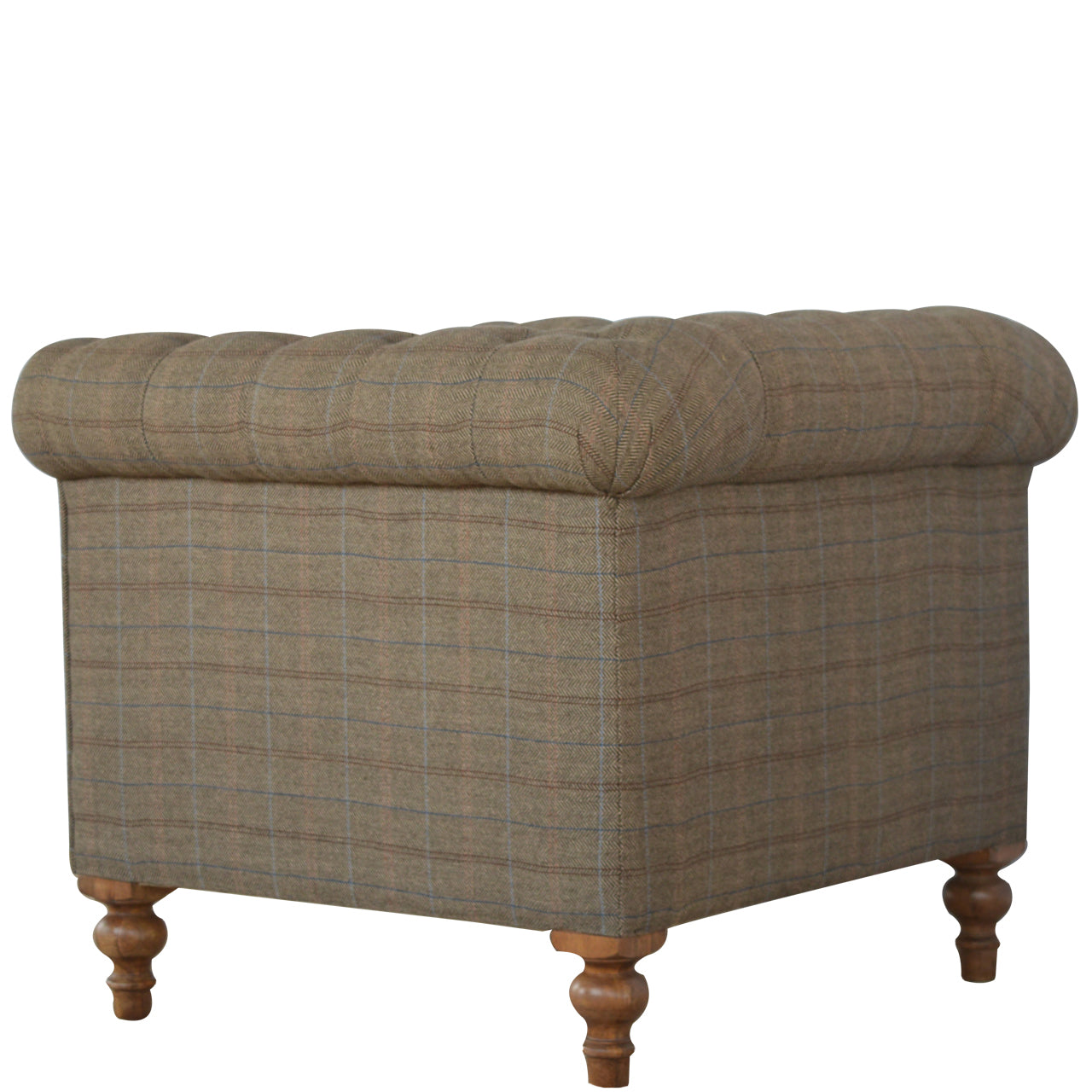 Tweed Chesterfield Chair. Fabric chesterfield chair with wooden legs 