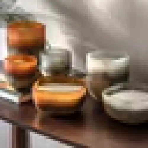 Freddy Candle Medium – Jasmin & Vetiver in Hand-Blown Amber Glass | Woodfalls Elite